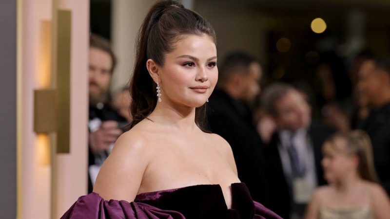 Selena Gomez – Biography, Albums, Movies, & Net Worth 2023